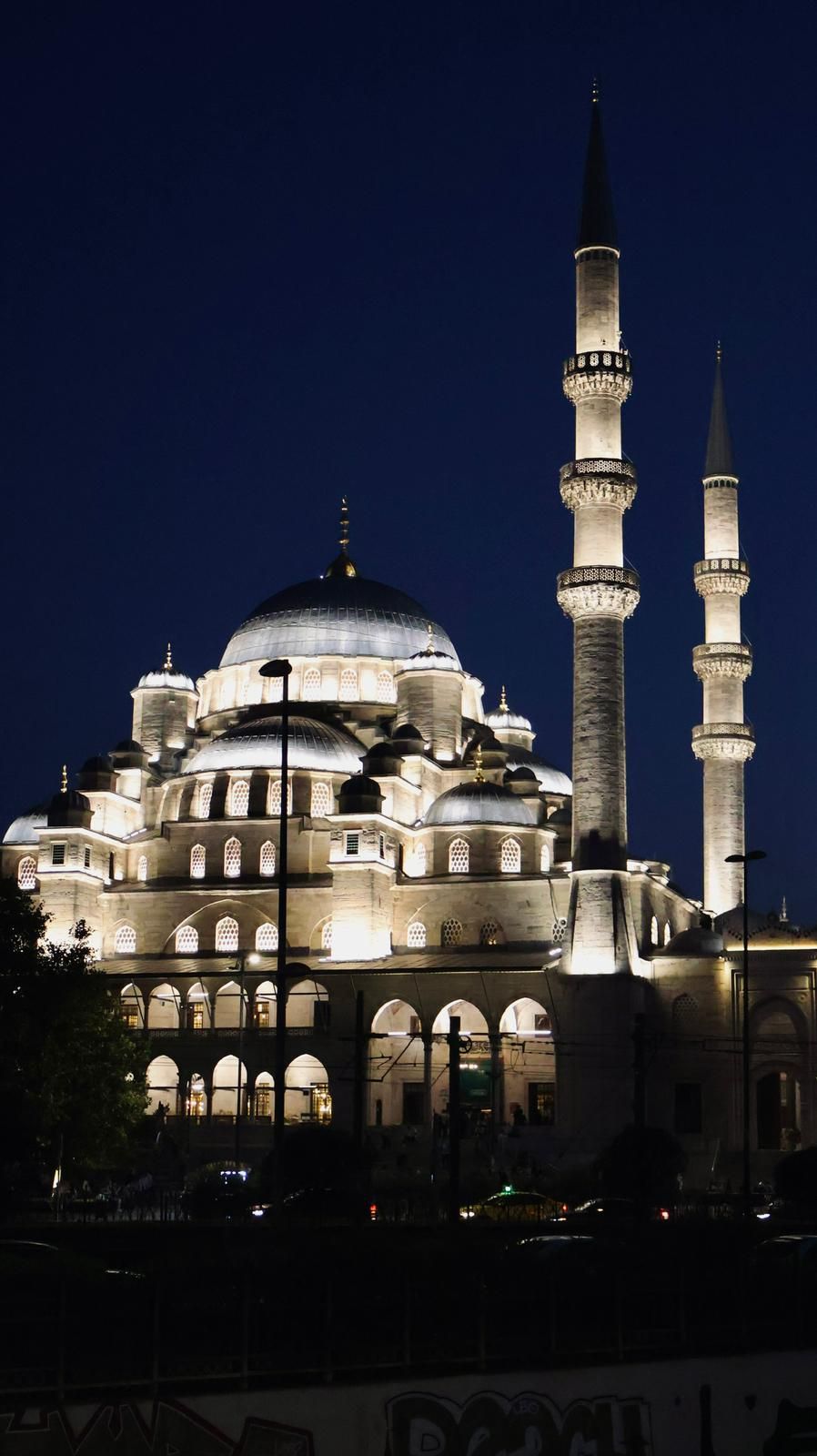 Tarihi Cami